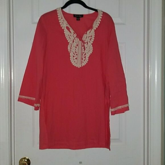 Charlie Paige tunic coral embossed collar Sz S - Picture 1 of 6